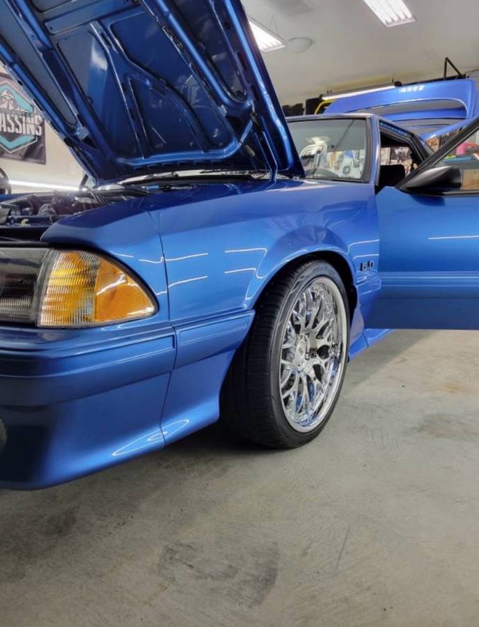 Ford-Mustang-gt-1993-blue-1