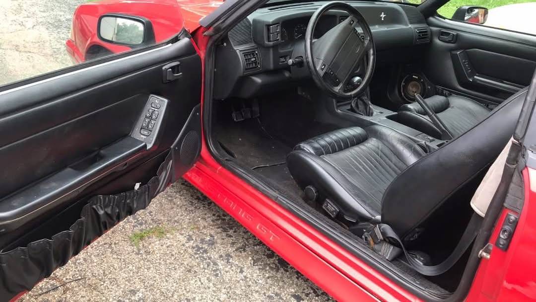 Ford-Mustang-gt-convertible-1990-red-10