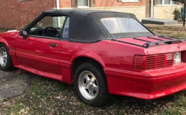 Ford-Mustang-gt-convertible-1990-red