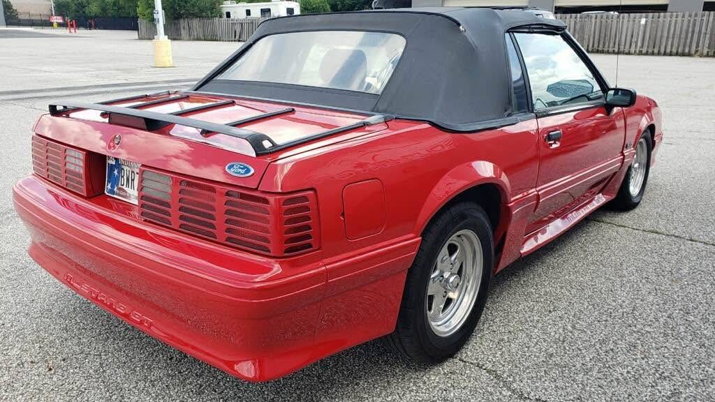 Ford-Mustang-gt-convertible-1990-red-4
