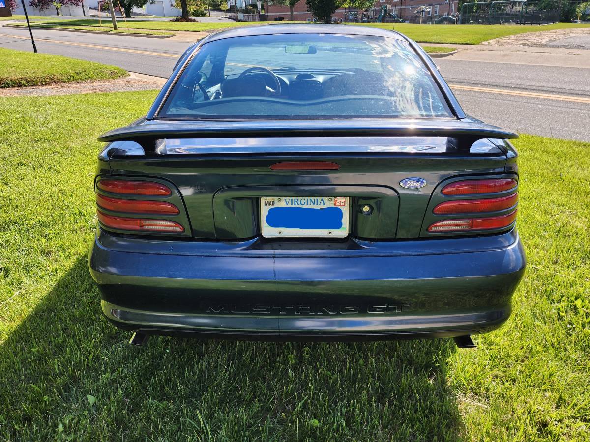 Ford-Mustang-gt-coupe-1994-green-2