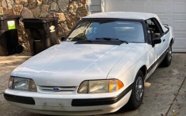 Ford-Mustang-lx-1989-white-1