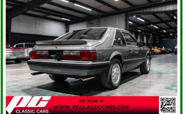 Ford-Mustang-lx-hatch-1990-1