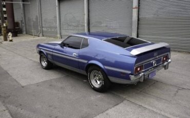 Ford-Mustang-mach-1-1972-blue-2