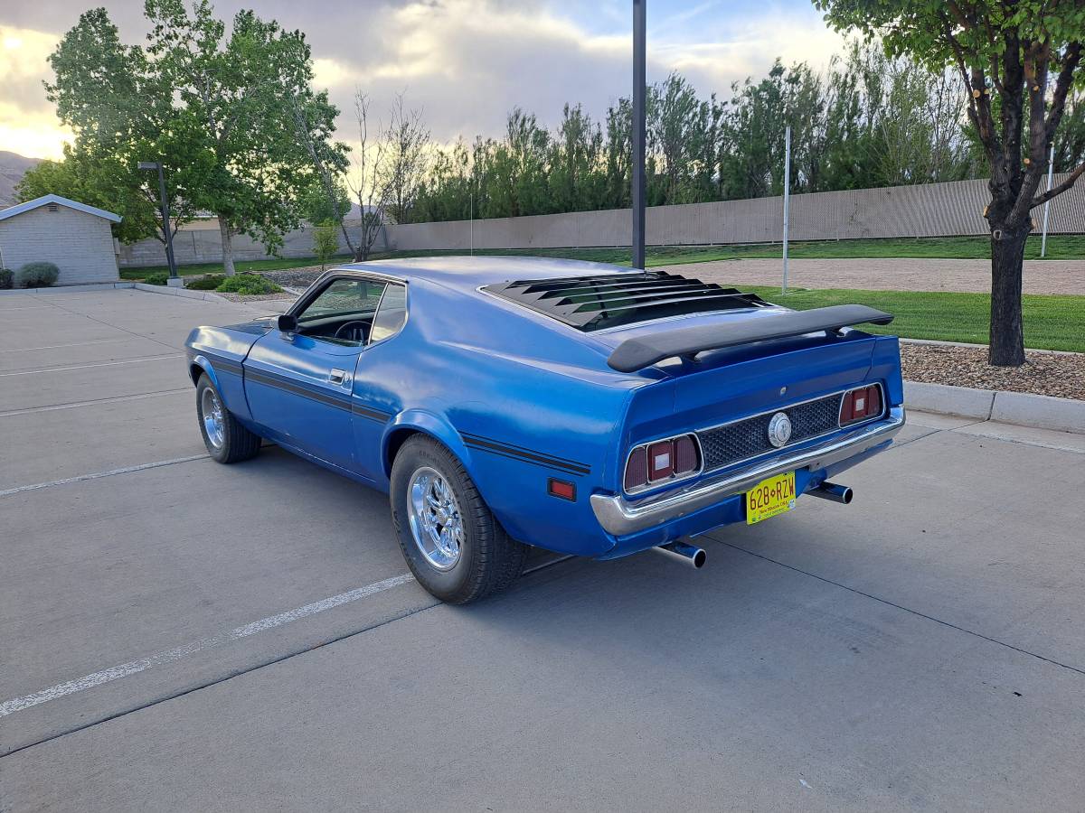 Ford-Mustang-mach-1-1972-blue-2