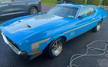 Ford-Mustang-mach-1-clone-1972-blue