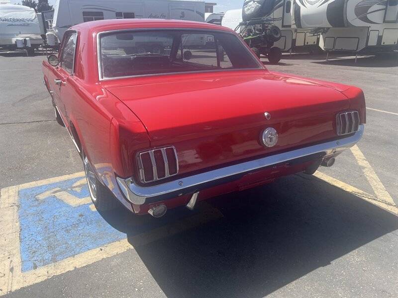 Ford-Mustang-model-1966-red-7