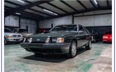 Ford-Mustang-svo-1985-3