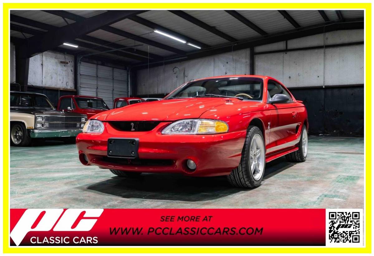 Ford-Mustang-svt-cobra-1994-red