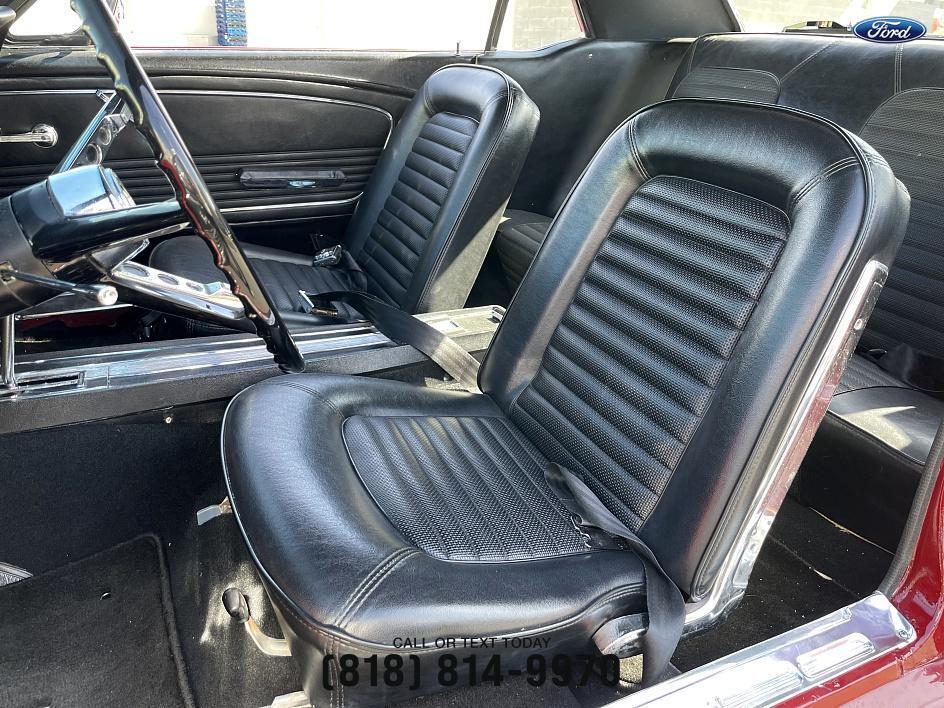 Ford-Mustang-v8-289-cu-1966-Coupe-13