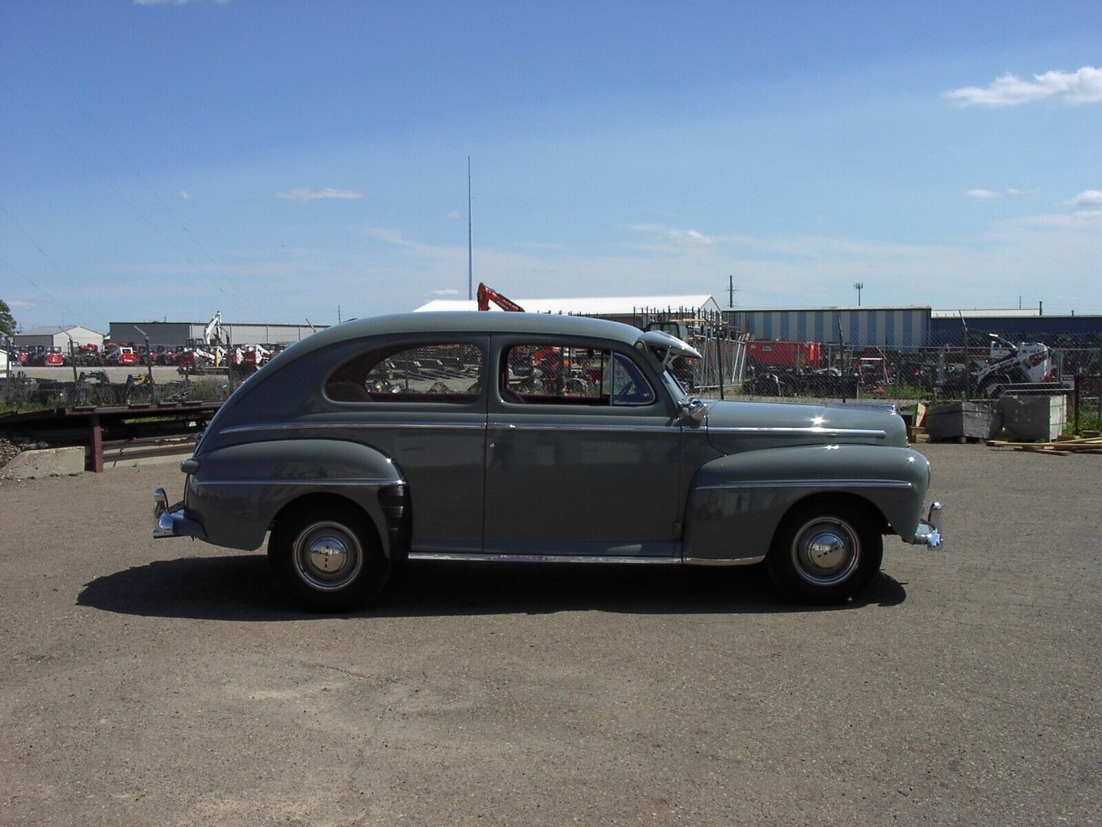 Ford-Other-1947-Sedan-16