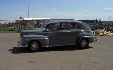 Ford-Other-1947-Sedan-6