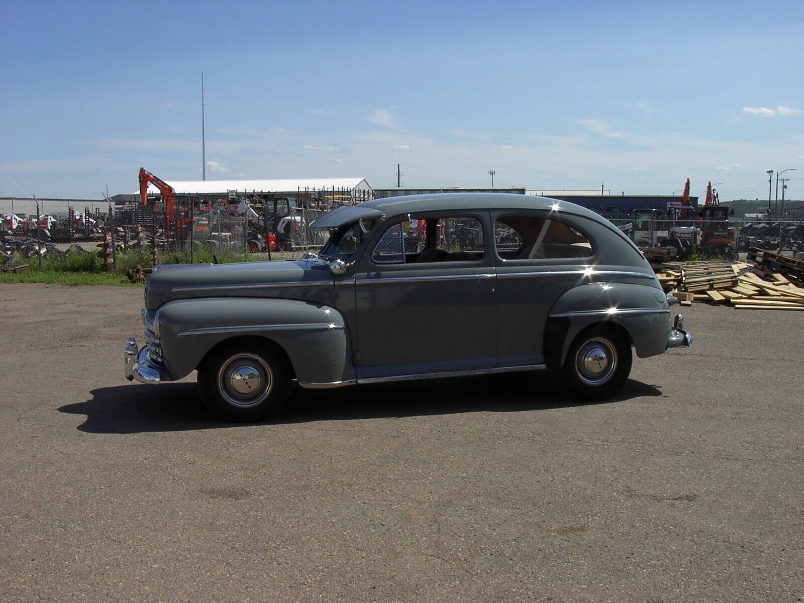 Ford-Other-1947-Sedan-6