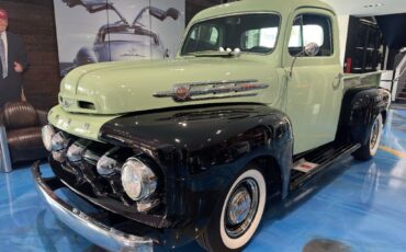 Ford-Other-Pickups-1952-Truck-2