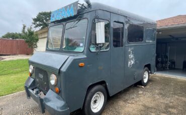 Ford-P-350-1970-Step-Van