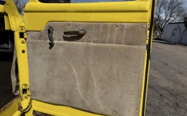 Ford-Panel-van-1954-yellow-16