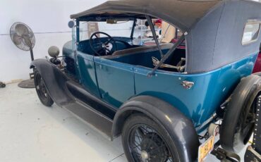 Ford-Phaeton-1928-blue-4