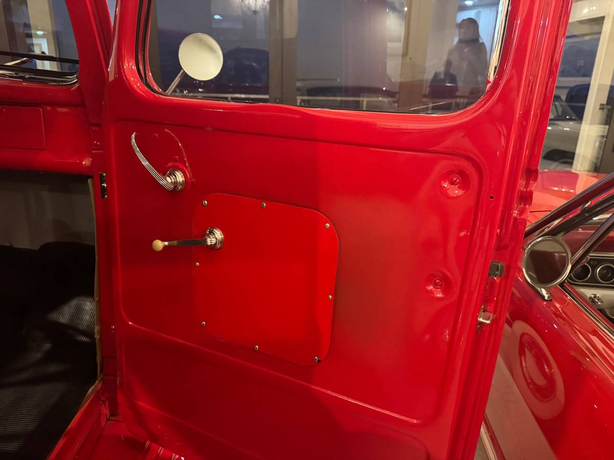 Ford-Pickup-1940-red-10