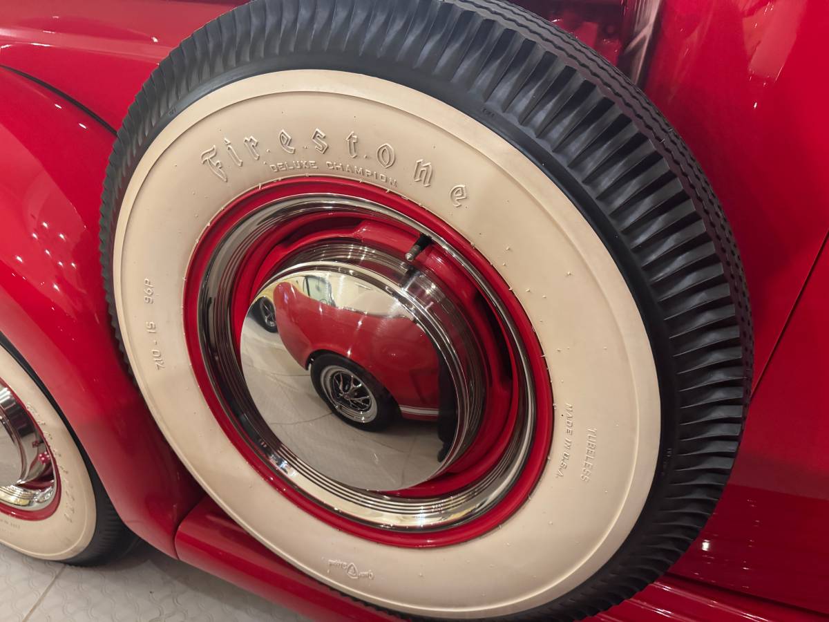 Ford-Pickup-1940-red-11