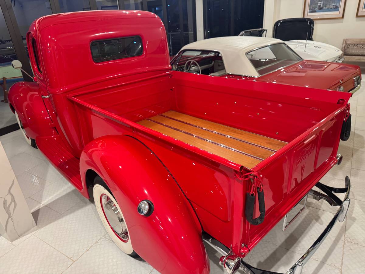 Ford-Pickup-1940-red-2