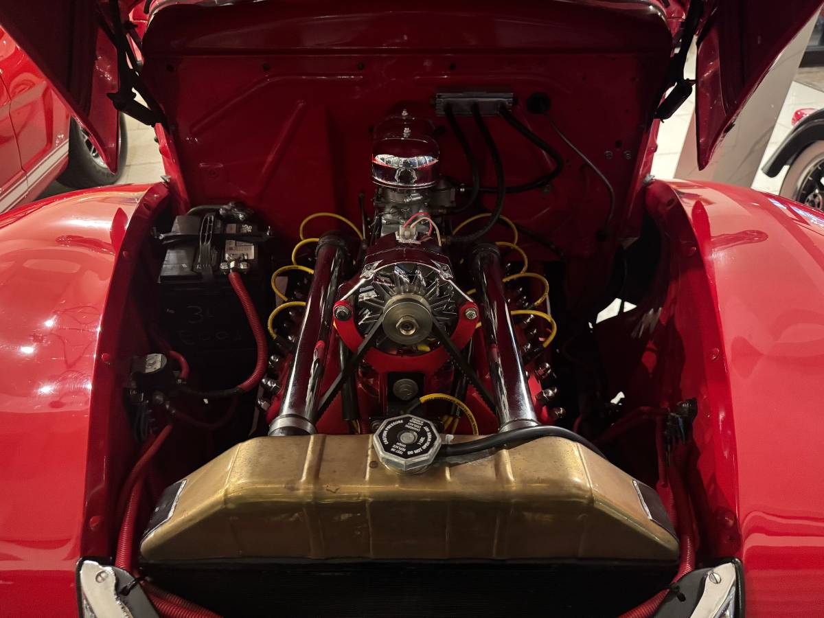 Ford-Pickup-1940-red-4