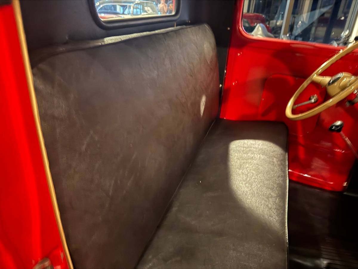Ford-Pickup-1940-red-8