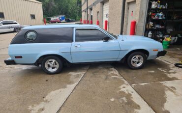 Ford-Pinto-cruising-wagon-1979-blue-1