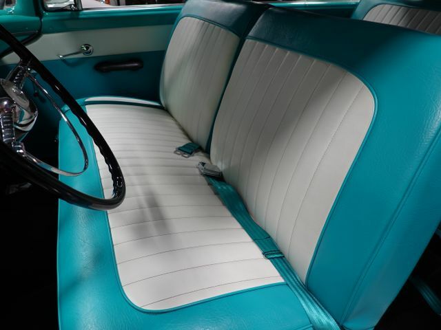 Ford-Ranch-Wagon-1955-12