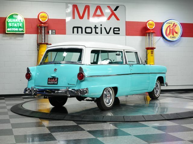 Ford-Ranch-Wagon-1955-2