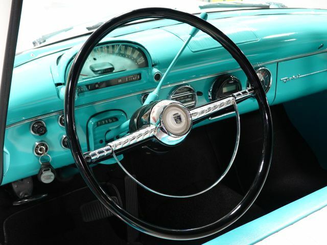 Ford-Ranch-Wagon-1955-9