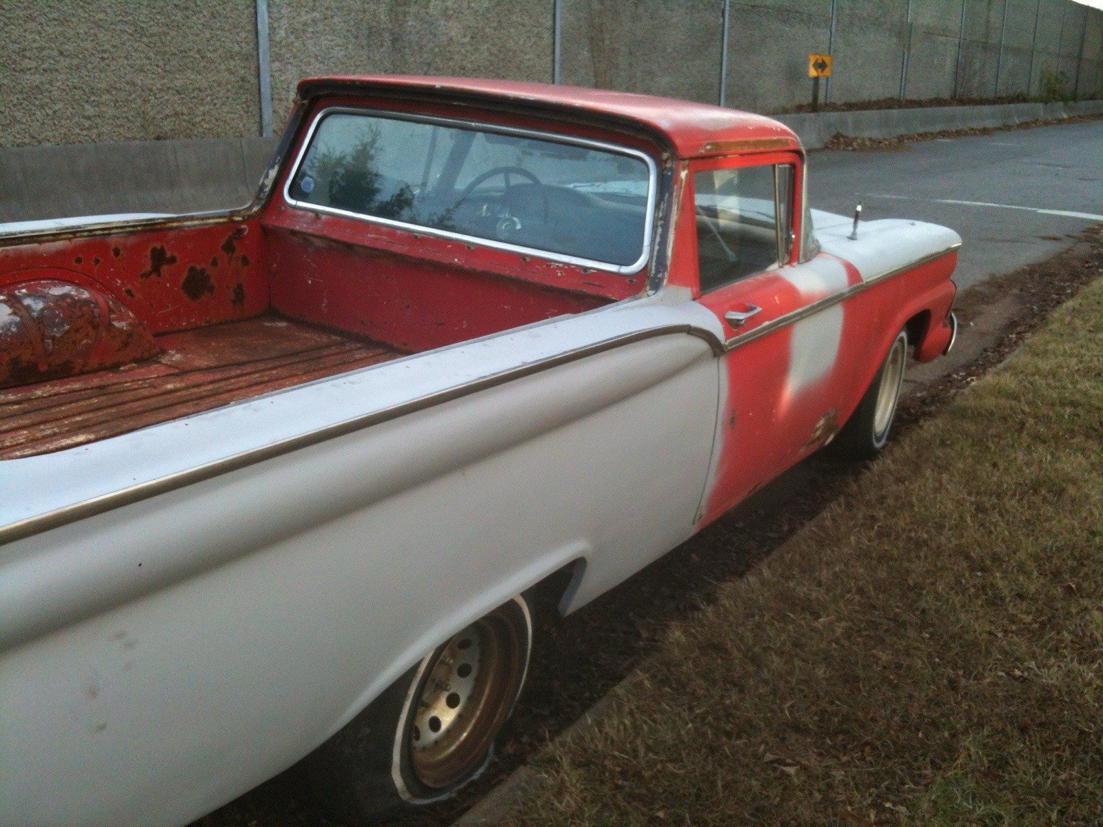 Ford-Ranchero-1959-Crew-Cab-Pickup-4