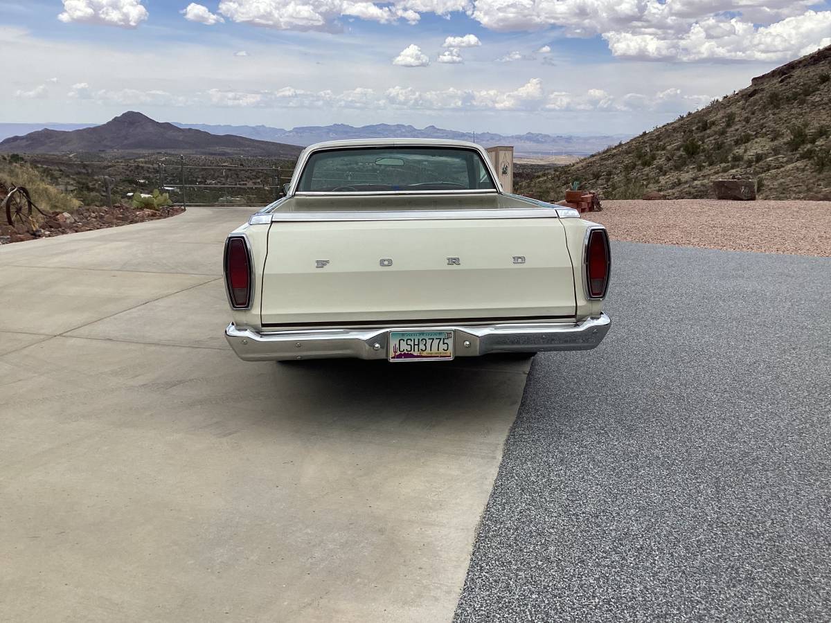 Ford-Ranchero-1968-white-3