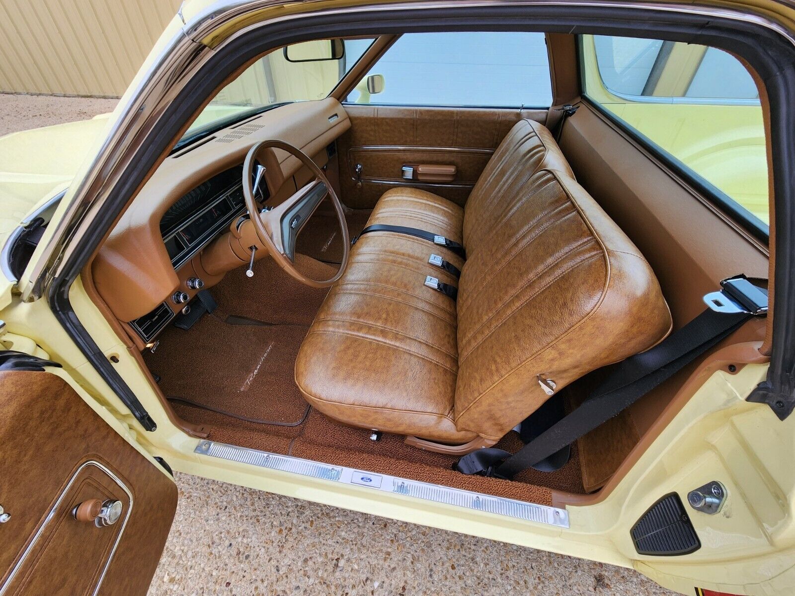 Ford-Ranchero-1970-10