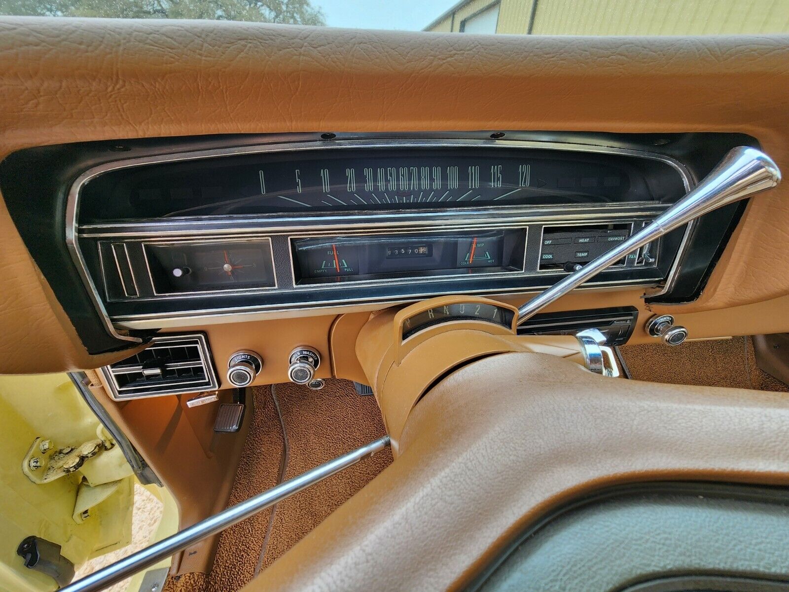 Ford-Ranchero-1970-11