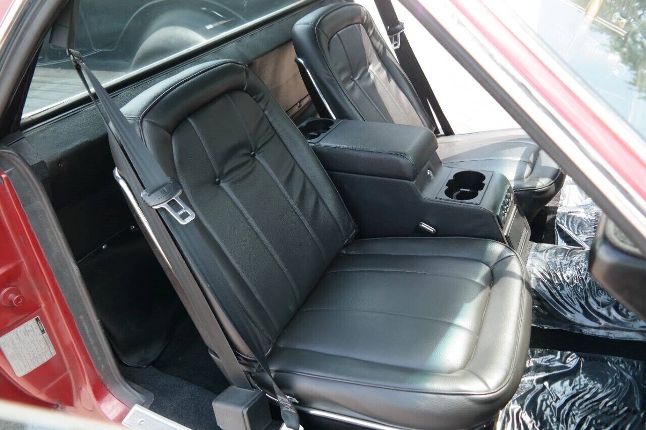 Ford-Ranchero-1976-Coupe-37