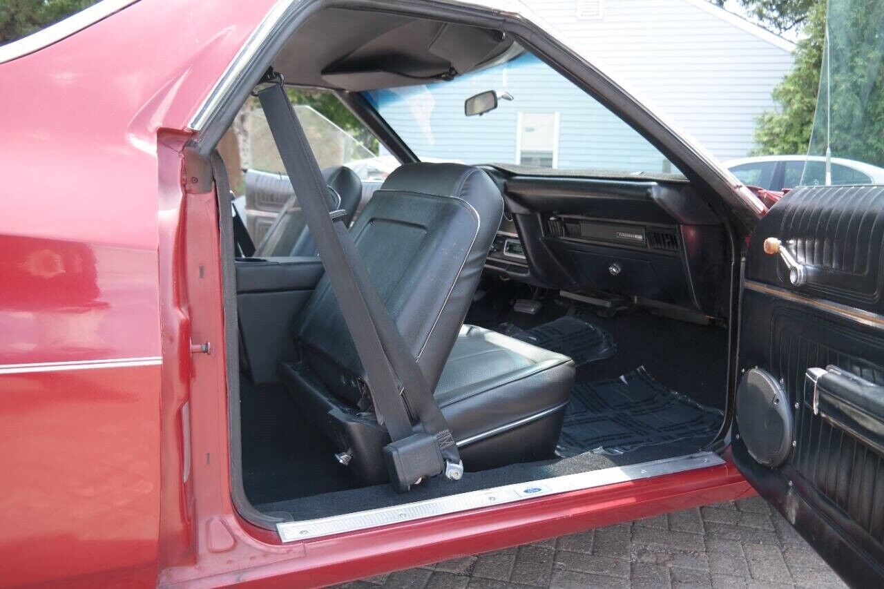 Ford-Ranchero-1976-Coupe-39