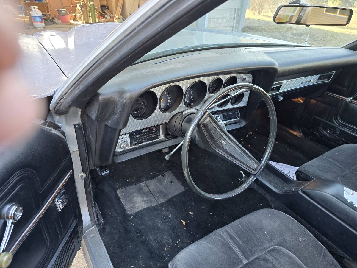 Ford-Ranchero-1979-grey-1