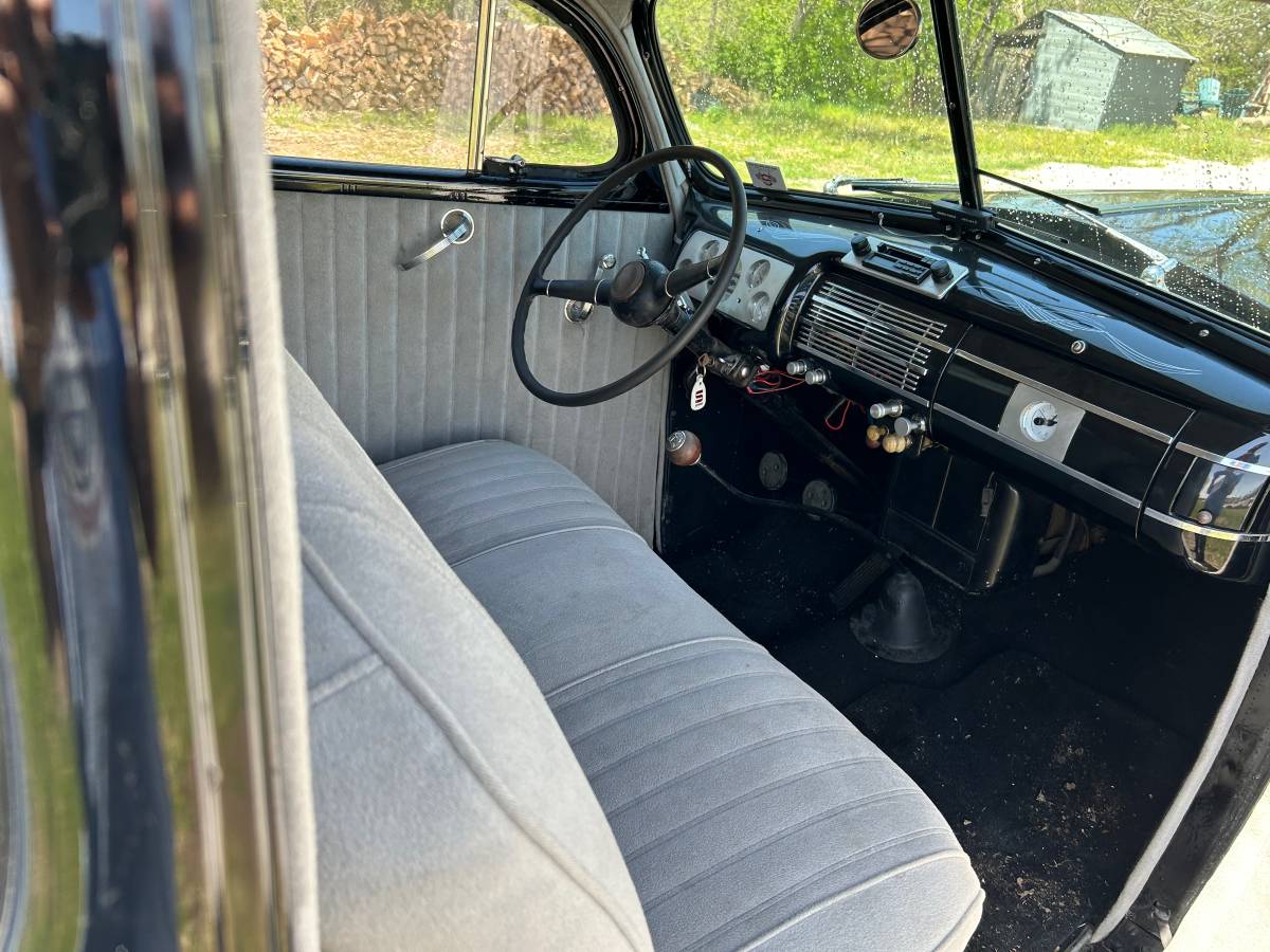 Ford-Ranger-1940-black-15