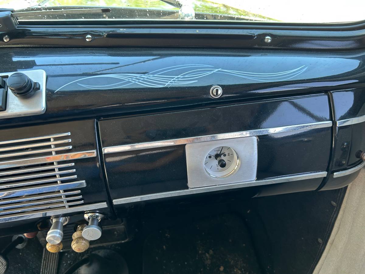 Ford-Ranger-1940-black-21