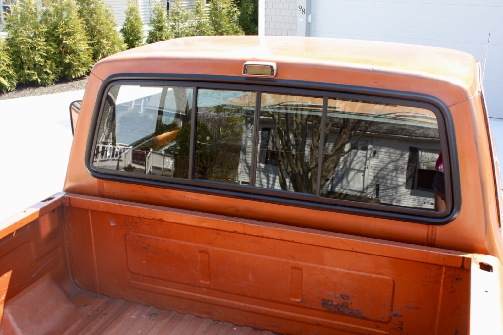 Ford-Ranger-1977-single-cab-long-bed-8
