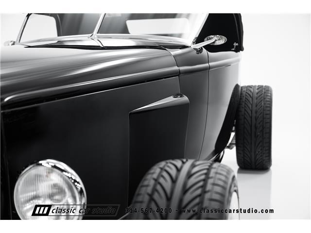 Ford-Roadster-1932-2dr-Car-13