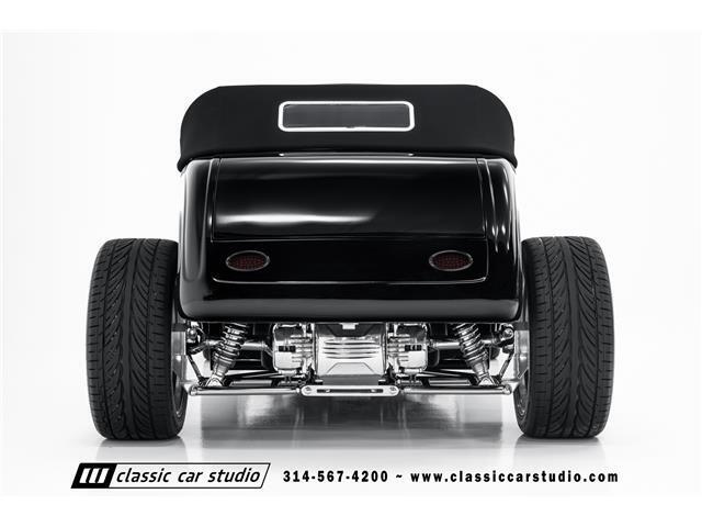 Ford-Roadster-1932-2dr-Car-33