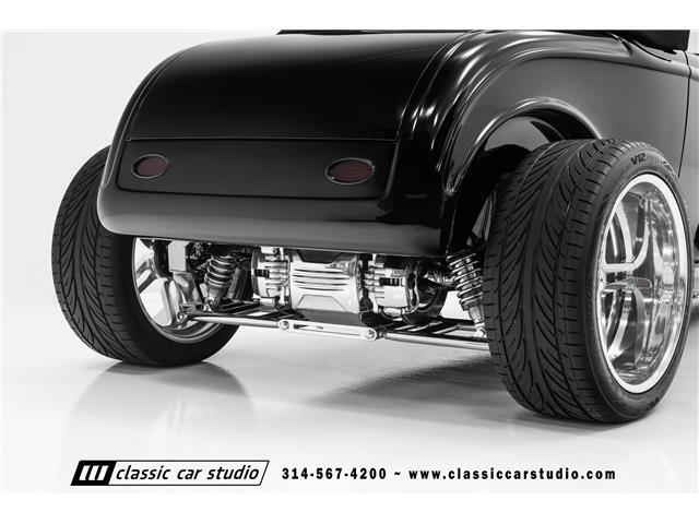Ford-Roadster-1932-2dr-Car-39