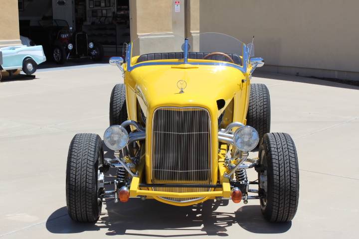 Ford-Roadster-1932-4