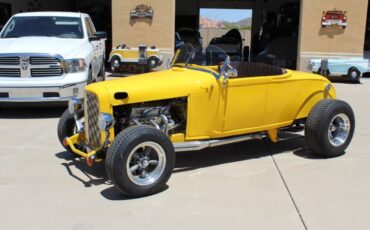 Ford-Roadster-1932