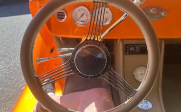 Ford-Roadster-street-rod-1939-orange-1