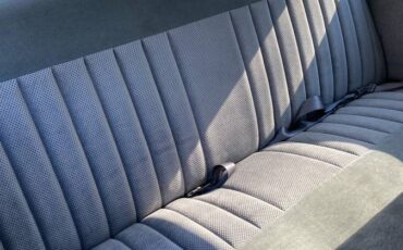 Ford-Sedan-1957-blue-3