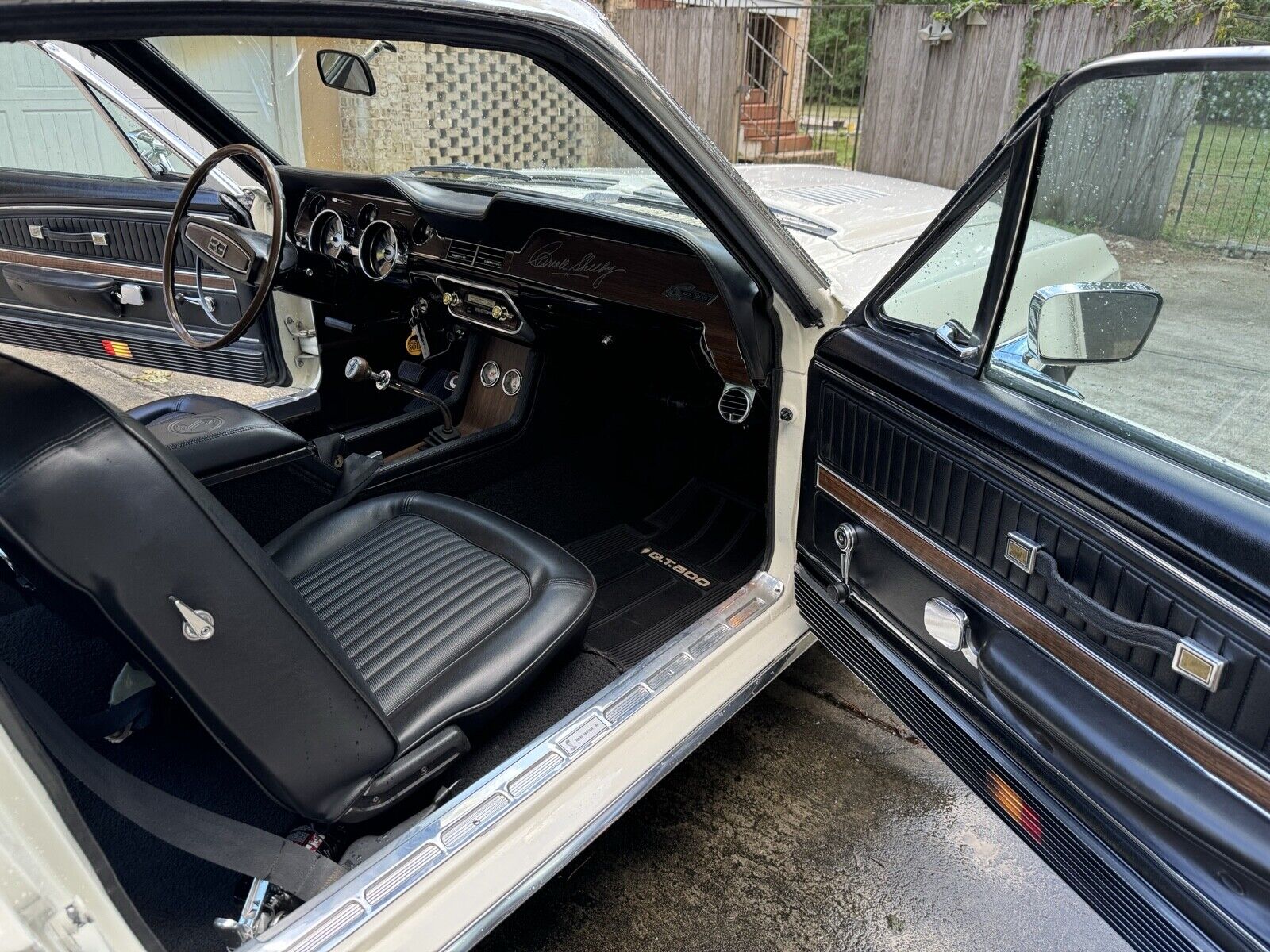 Ford-Shelby-1968-Hatchback-9