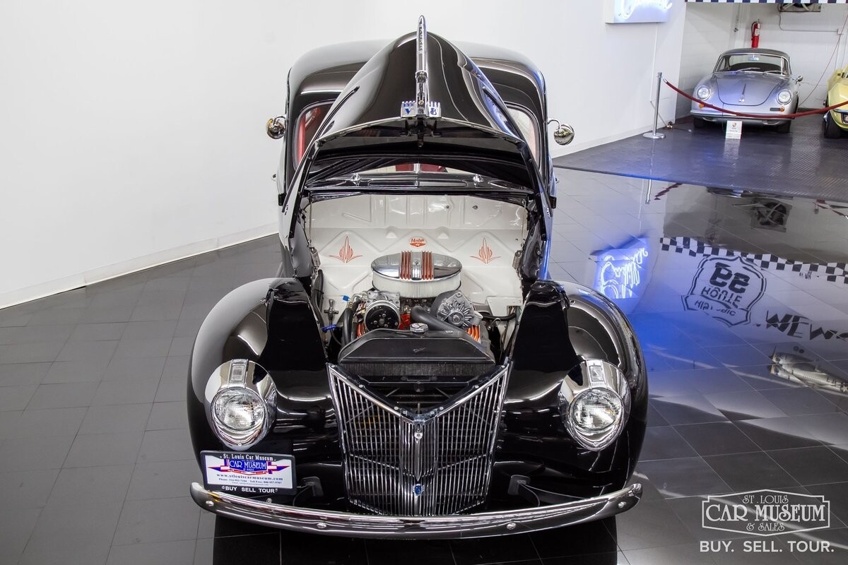 Ford-Standard-Tudor-1940-Sedan-13