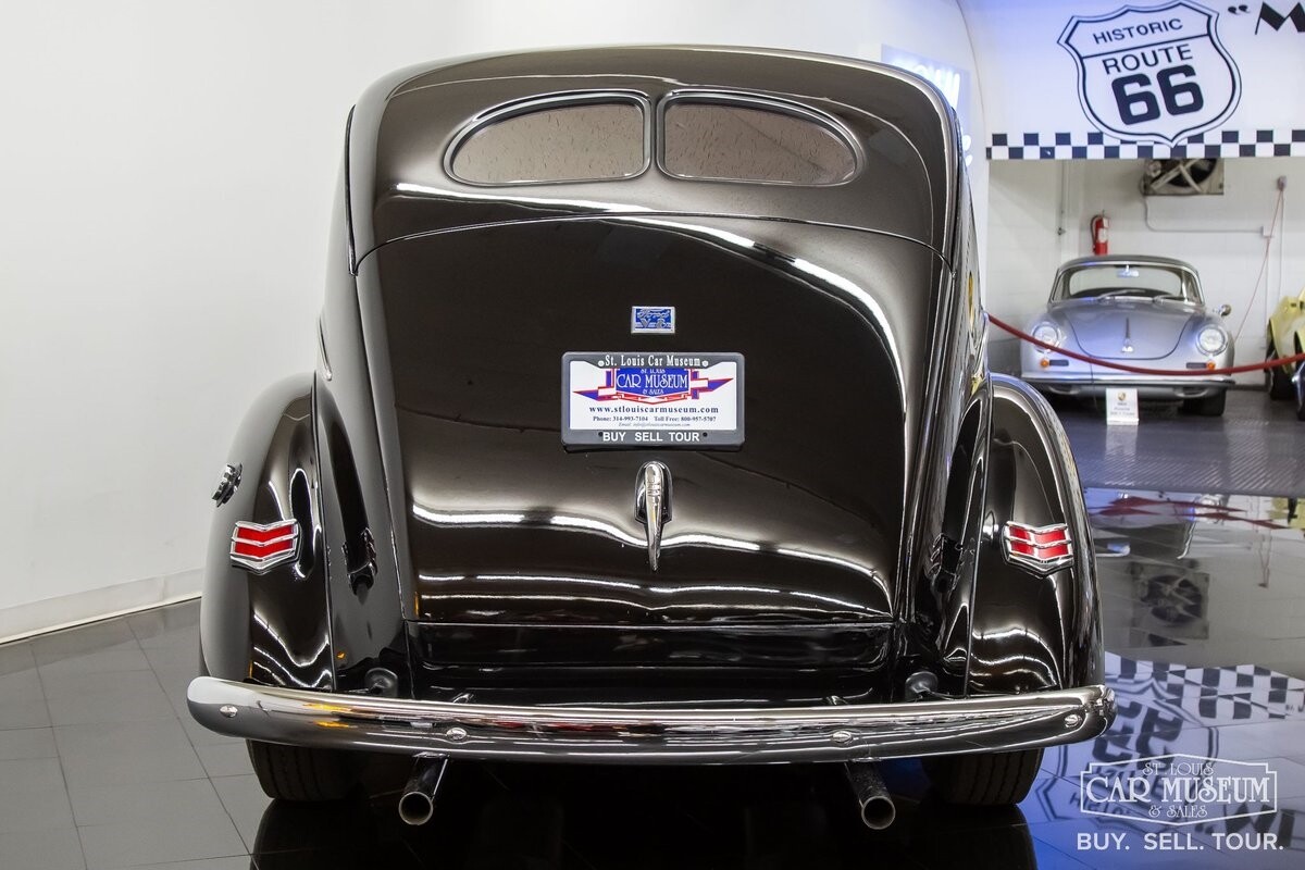 Ford-Standard-Tudor-1940-Sedan-6